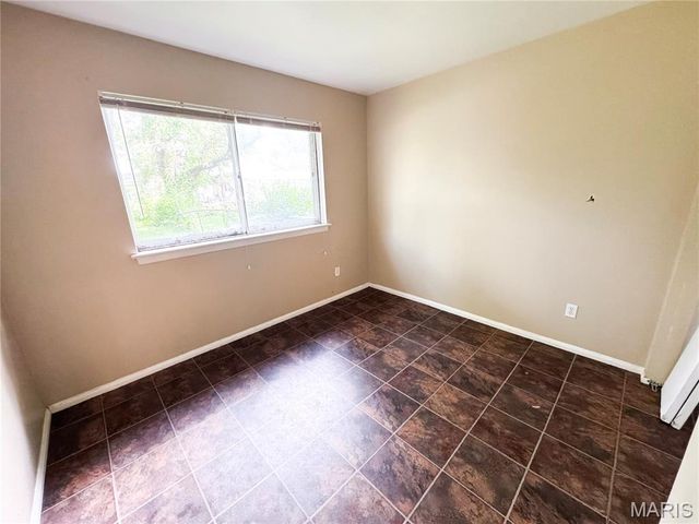 810 Loyola Drive, Florissant, MO 63031