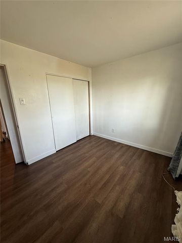 810 Loyola Drive, Florissant, MO 63031