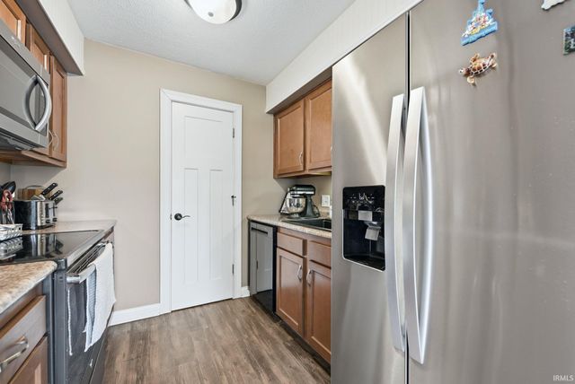 17321 Lee Lane, Harlan, IN 46743