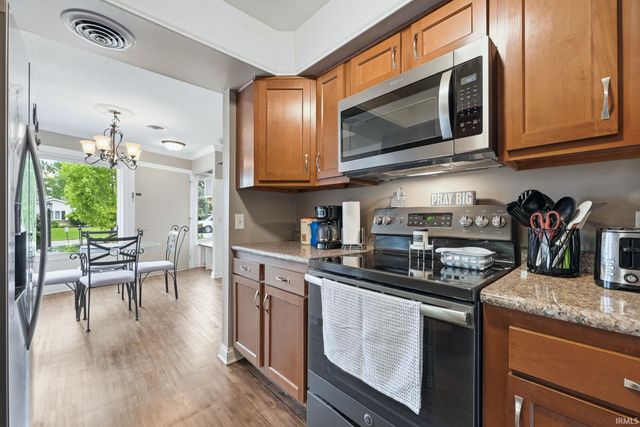 17321 Lee Lane, Harlan, IN 46743