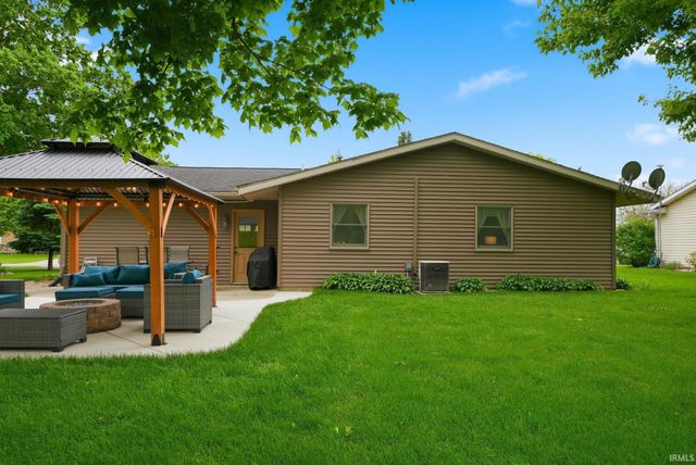 17321 Lee Lane, Harlan, IN 46743