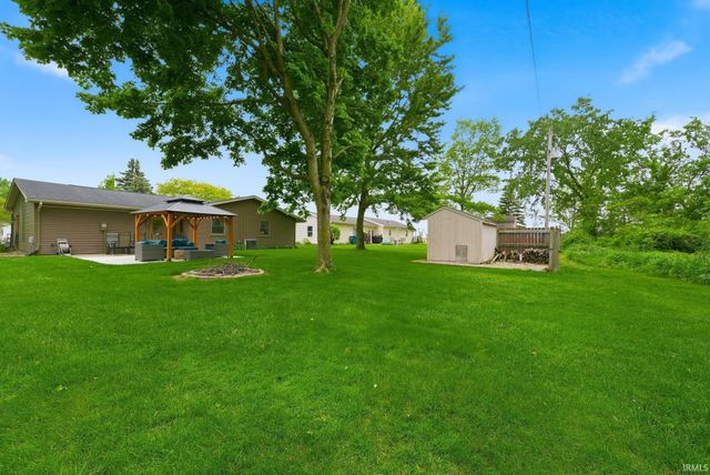 17321 Lee Lane, Harlan, IN 46743