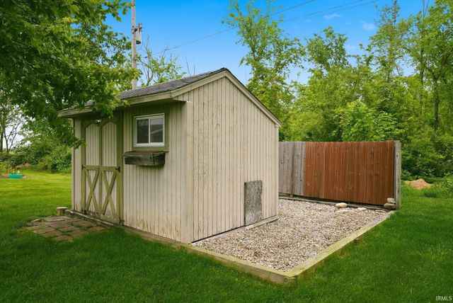 17321 Lee Lane, Harlan, IN 46743