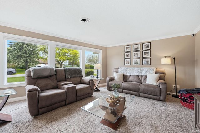 17321 Lee Lane, Harlan, IN 46743