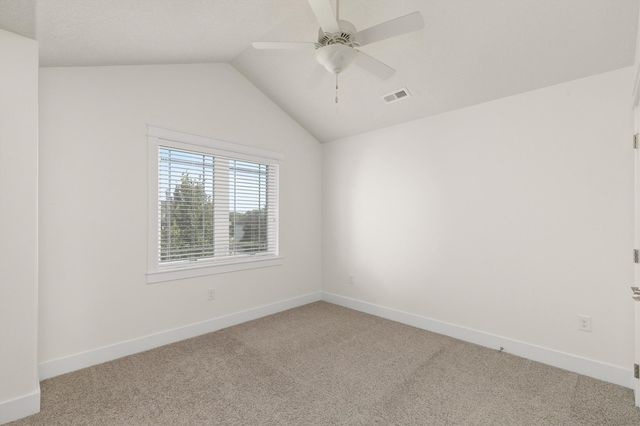 7042 Peckham Street, Johnston, IA 50131