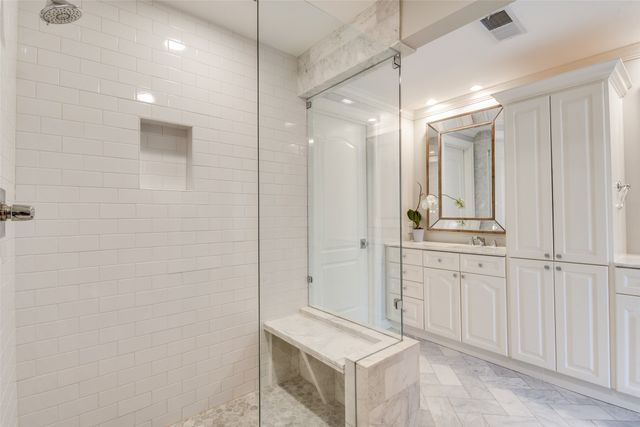 3401 Lee Parkway 508, Dallas, TX 75219