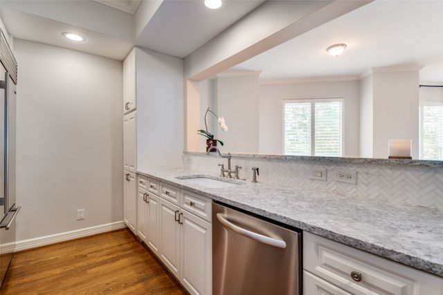 3401 Lee Parkway 508, Dallas, TX 75219