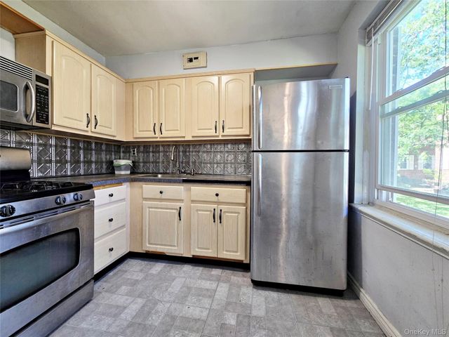 147-46 Village Road 86B, Briarwood, NY 11435