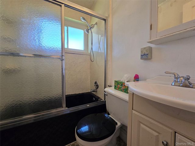 147-46 Village Road 86B, Briarwood, NY 11435