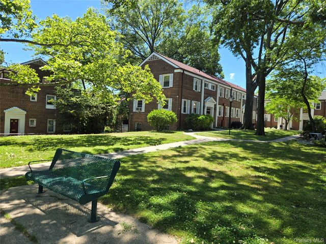 147-46 Village Road 86B, Briarwood, NY 11435