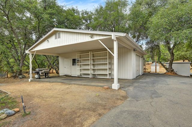 1715 Auburn Folsom Rd, Auburn, CA 95603