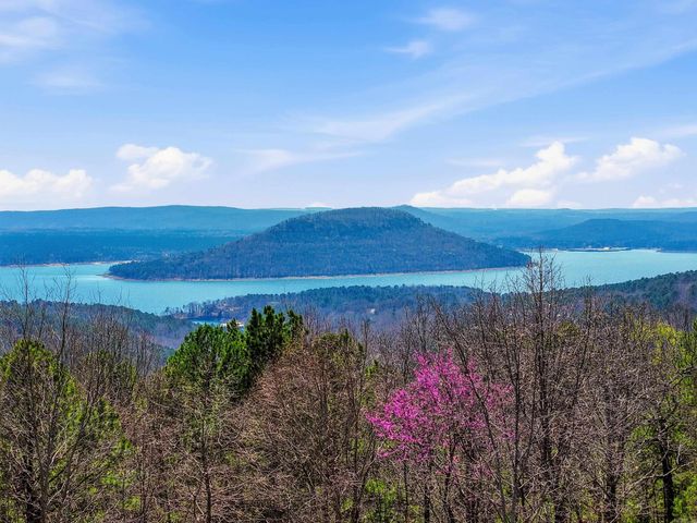 133 Chelsea Court, Fairfield Bay, AR 72088