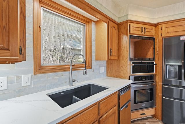 133 Chelsea Court, Fairfield Bay, AR 72088