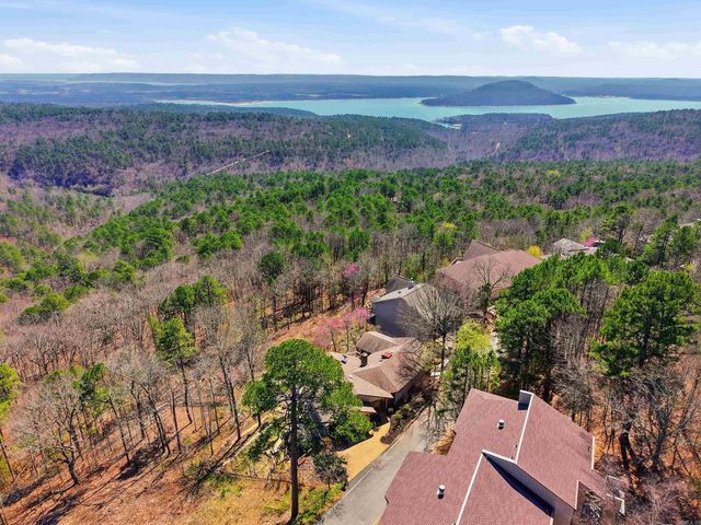 133 Chelsea Court, Fairfield Bay, AR 72088