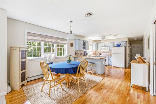 100 Fairway Dr, Halifax, MA 02338