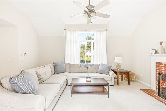 100 Fairway Dr, Halifax, MA 02338