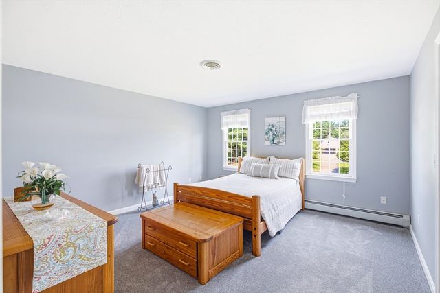 100 Fairway Dr, Halifax, MA 02338
