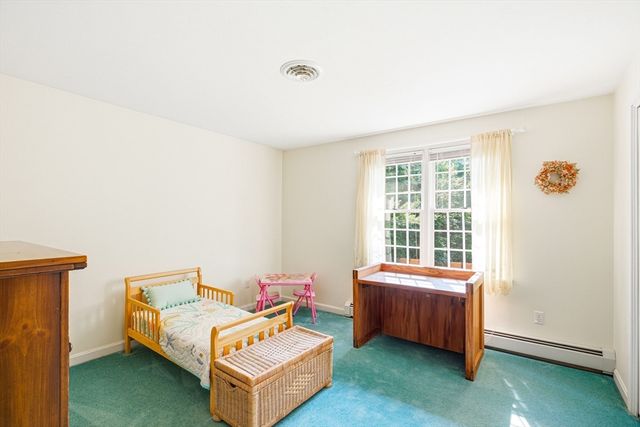 100 Fairway Dr, Halifax, MA 02338