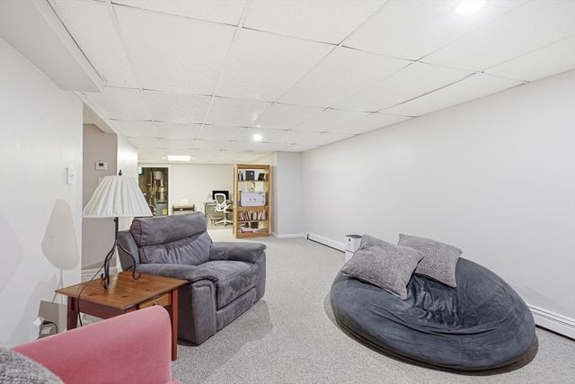 100 Fairway Dr, Halifax, MA 02338