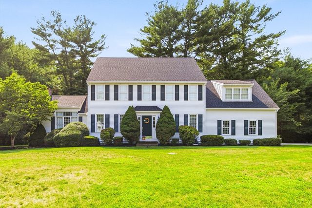 100 Fairway Dr, Halifax, MA 02338