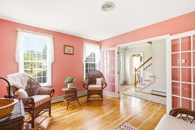 100 Fairway Dr, Halifax, MA 02338