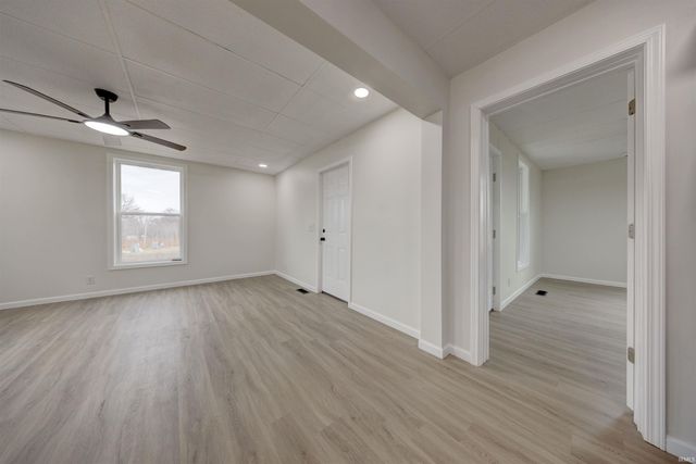 718 S Illinois Street, Bicknell, IN 47512