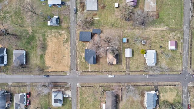 718 S Illinois Street, Bicknell, IN 47512