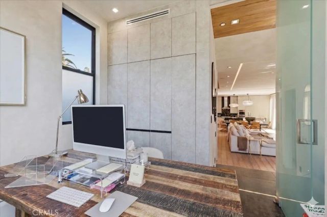 750 California Avenue, Venice, CA 90291