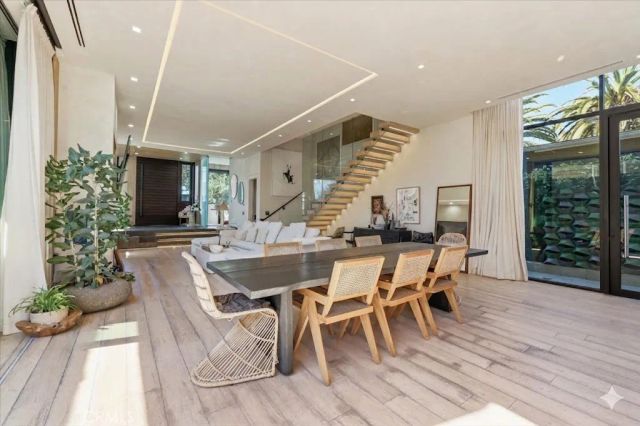 750 California Avenue, Venice, CA 90291