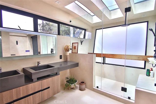750 California Avenue, Venice, CA 90291