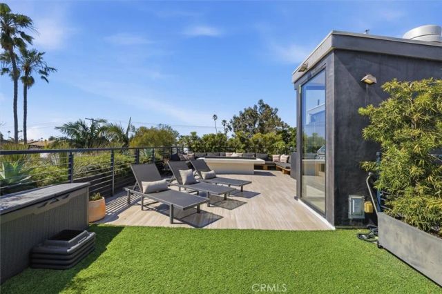 750 California Avenue, Venice, CA 90291