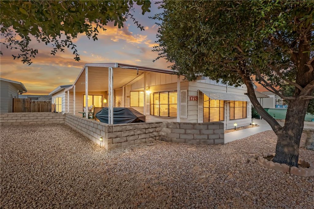 1715 Yale Drive, Bullhead City, AZ 86442
