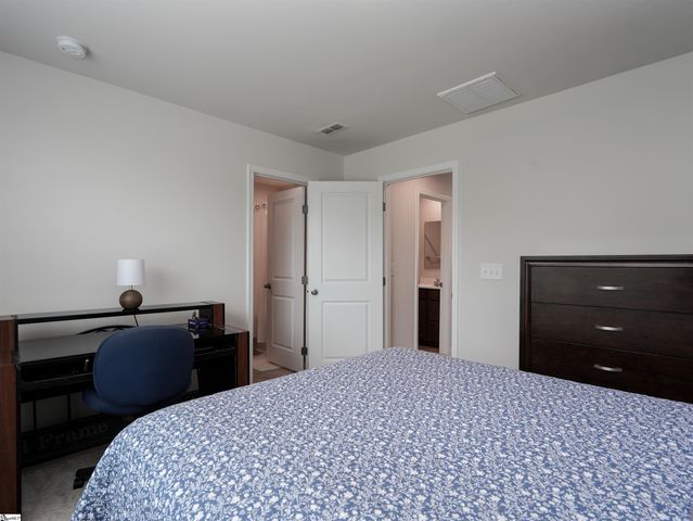 8 Verdant Leaf Way, Greenville, SC 29617