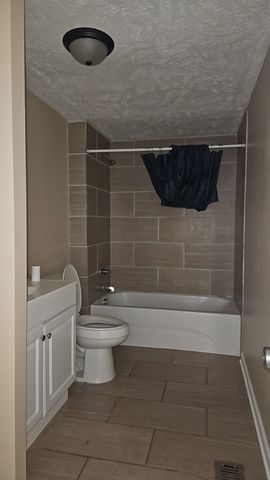 1011 Liberty Cir, White Bluff, TN 37187