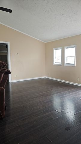 1011 Liberty Cir, White Bluff, TN 37187