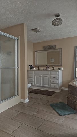 1011 Liberty Cir, White Bluff, TN 37187