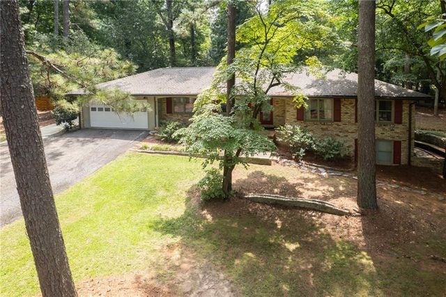 5580 Leather Stocking Lane, Smoke Rise, GA 30087