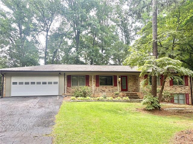 5580 Leather Stocking Lane, Smoke Rise, GA 30087