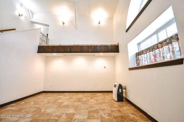 36142 Pine Street, Soldotna, AK 99669