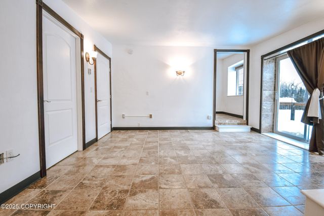 36142 Pine Street, Soldotna, AK 99669