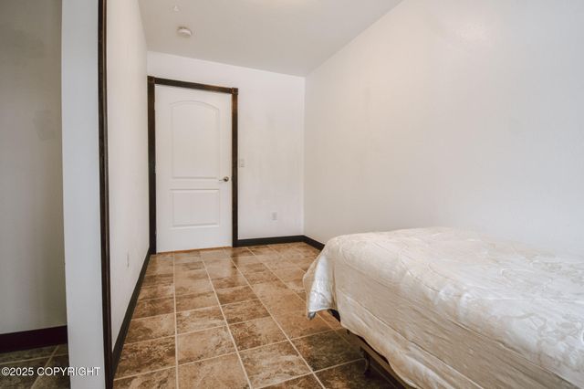 36142 Pine Street, Soldotna, AK 99669