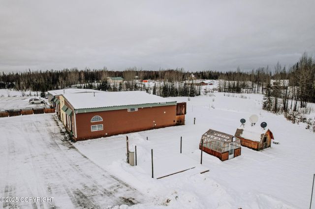 36142 Pine Street, Soldotna, AK 99669