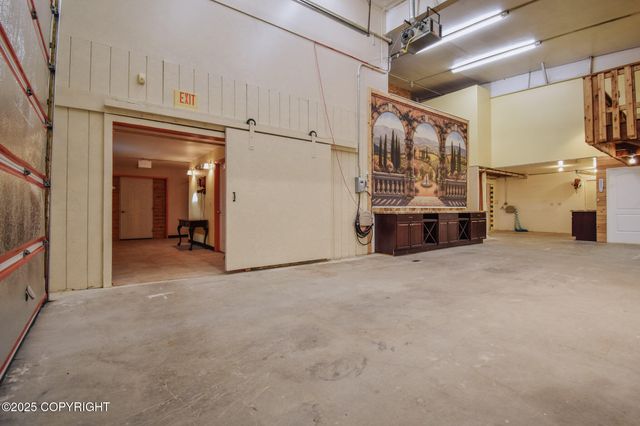 36142 Pine Street, Soldotna, AK 99669