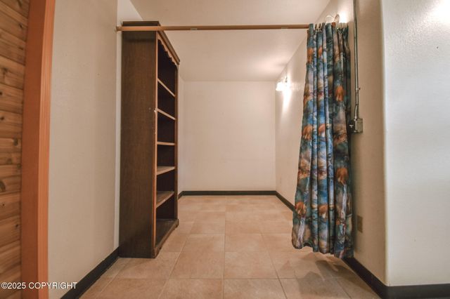 36142 Pine Street, Soldotna, AK 99669