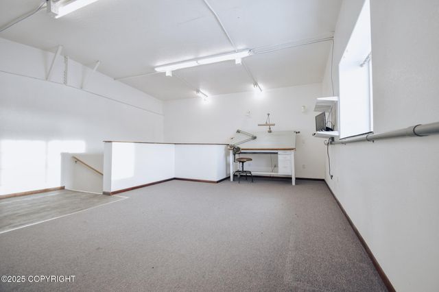 36142 Pine Street, Soldotna, AK 99669