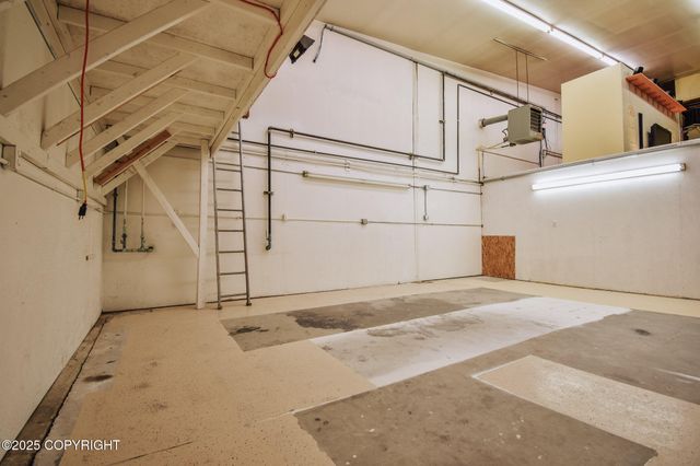 36142 Pine Street, Soldotna, AK 99669