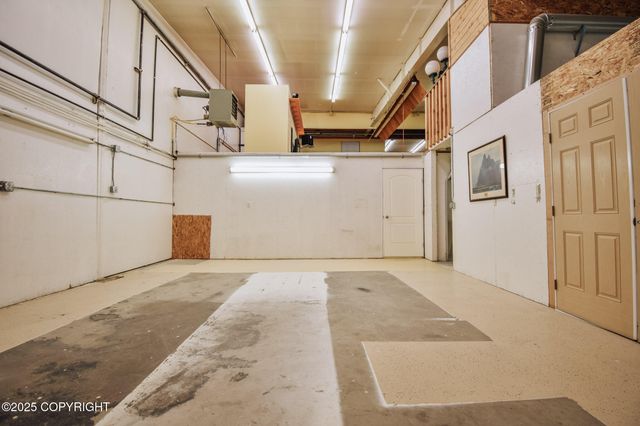 36142 Pine Street, Soldotna, AK 99669