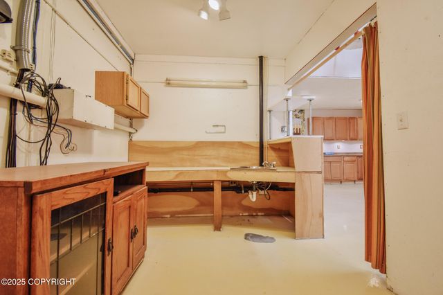 36142 Pine Street, Soldotna, AK 99669