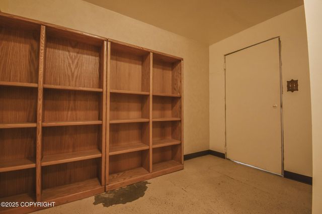 36142 Pine Street, Soldotna, AK 99669