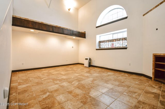 36142 Pine Street, Soldotna, AK 99669